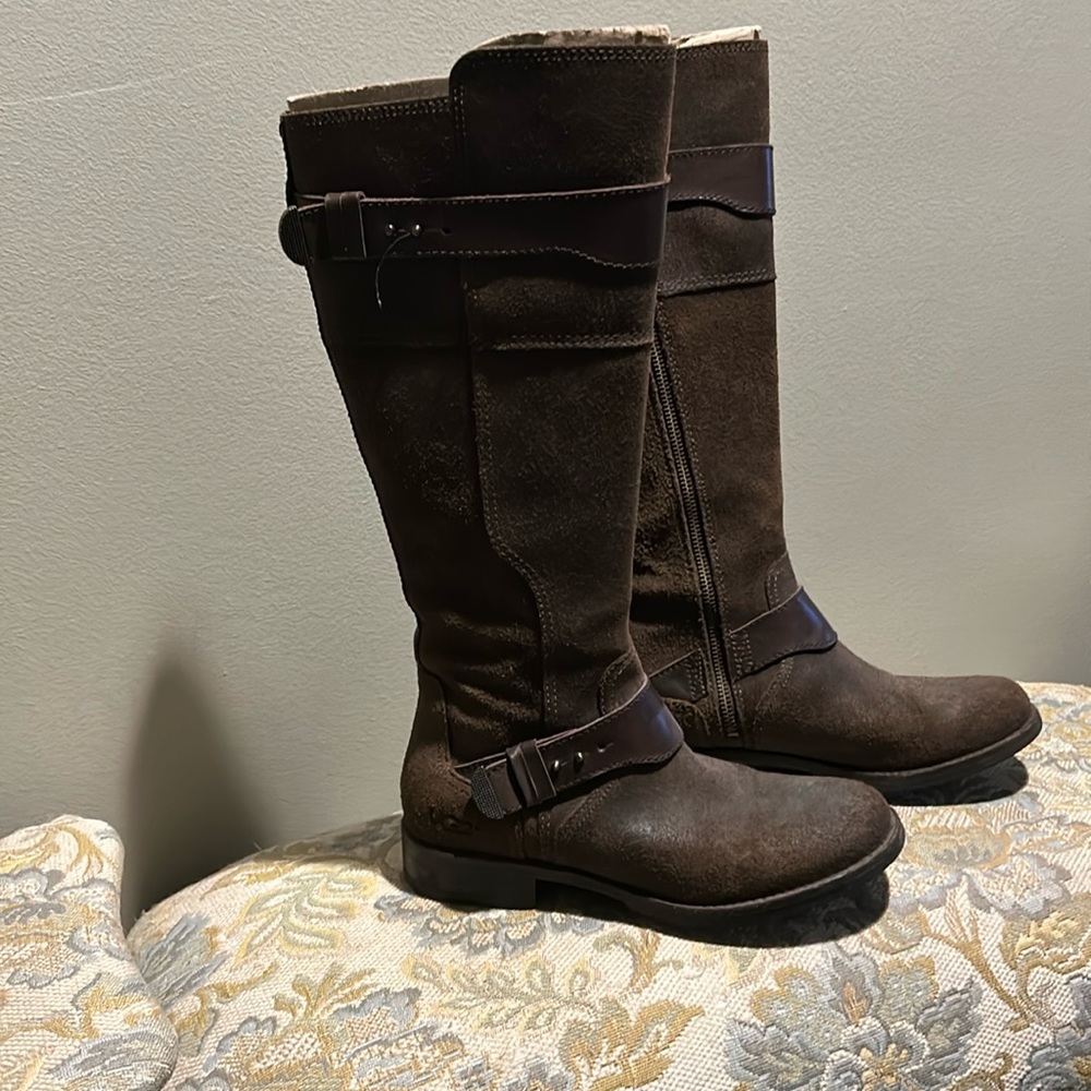 Ugg Tall Boots size 7